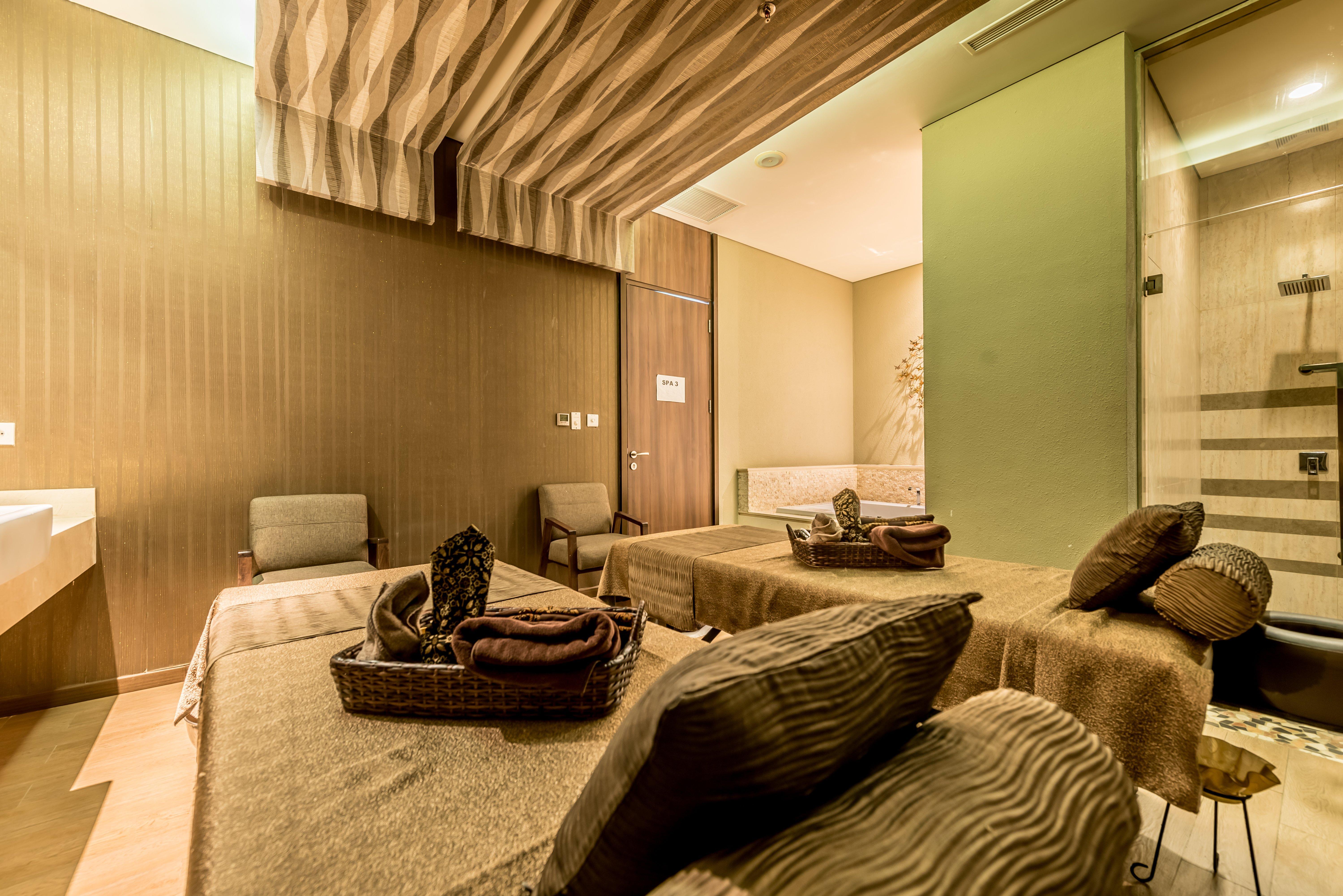 Holiday Inn Cikarang Jababeka By Ihg Экстерьер фото