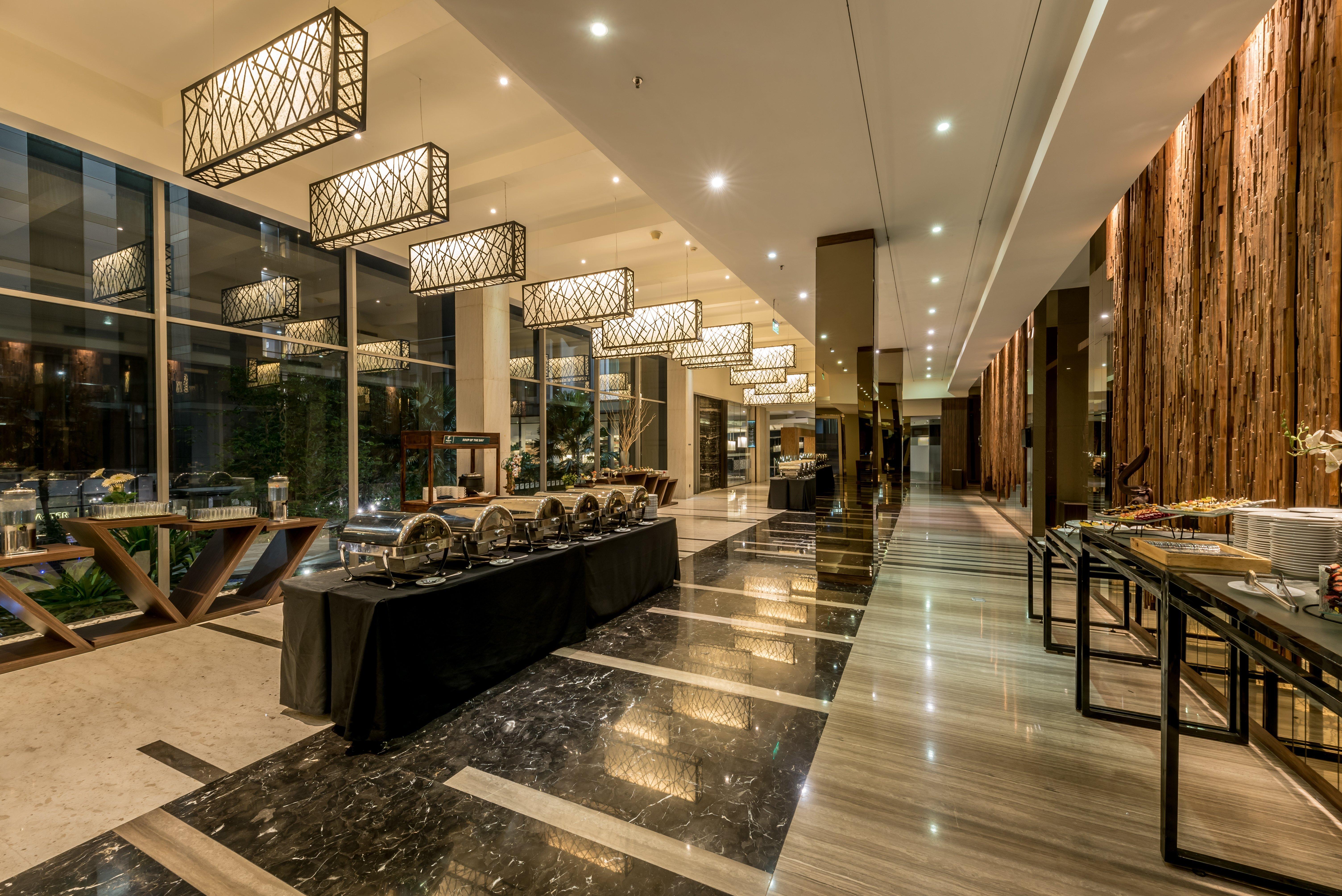 Holiday Inn Cikarang Jababeka By Ihg Экстерьер фото