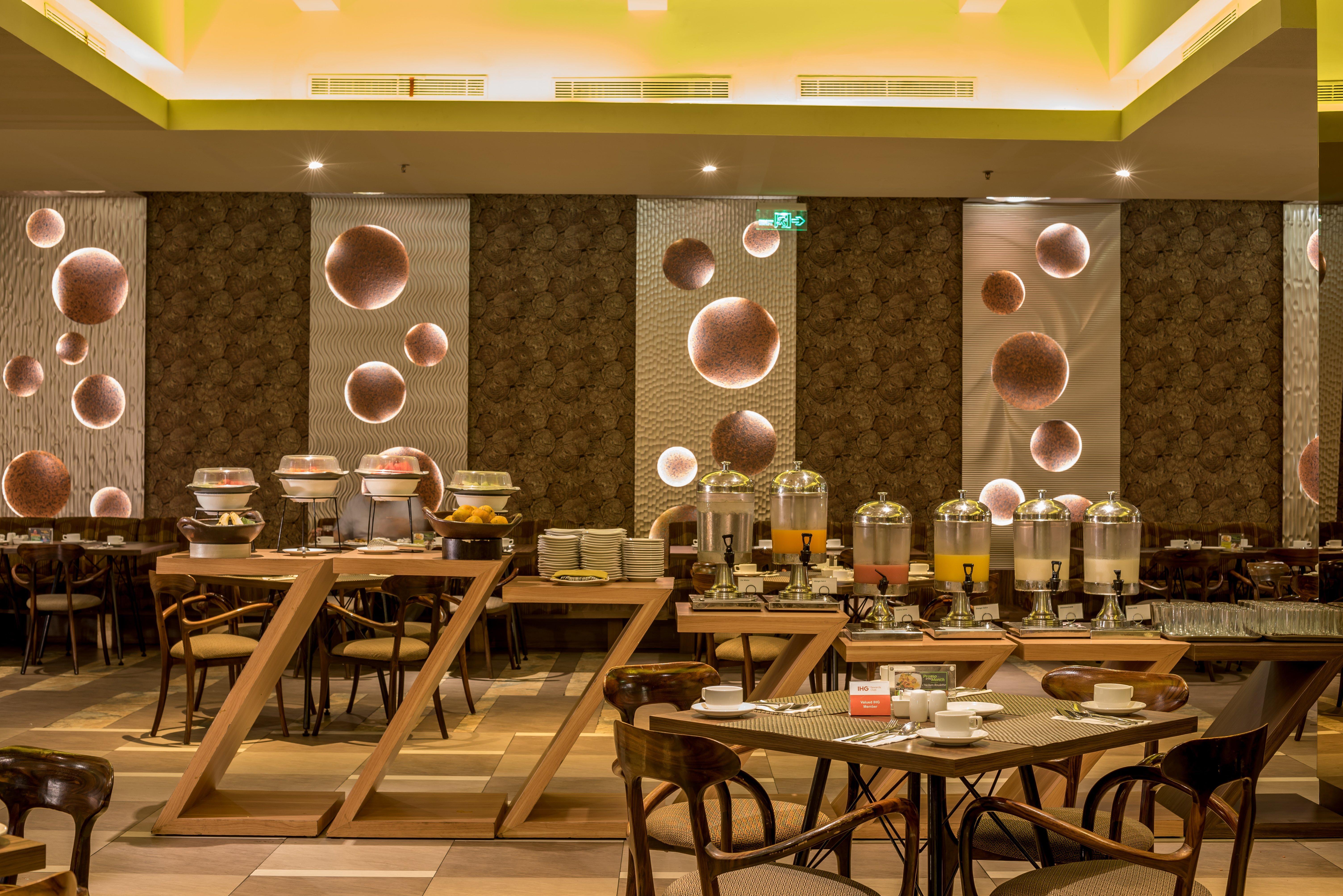 Holiday Inn Cikarang Jababeka By Ihg Экстерьер фото
